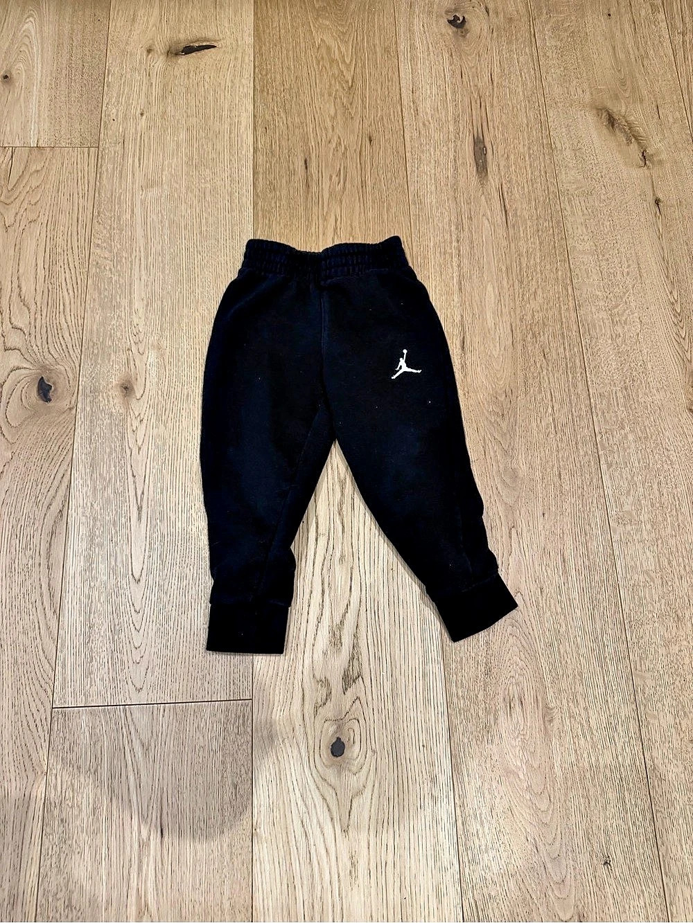 Sir Jordan Boys 2-3T Black Jogger Pants Like New